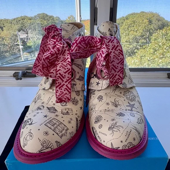 John Fluevog East End Pandora Ankle Boots Like New - Picture 3 of 5